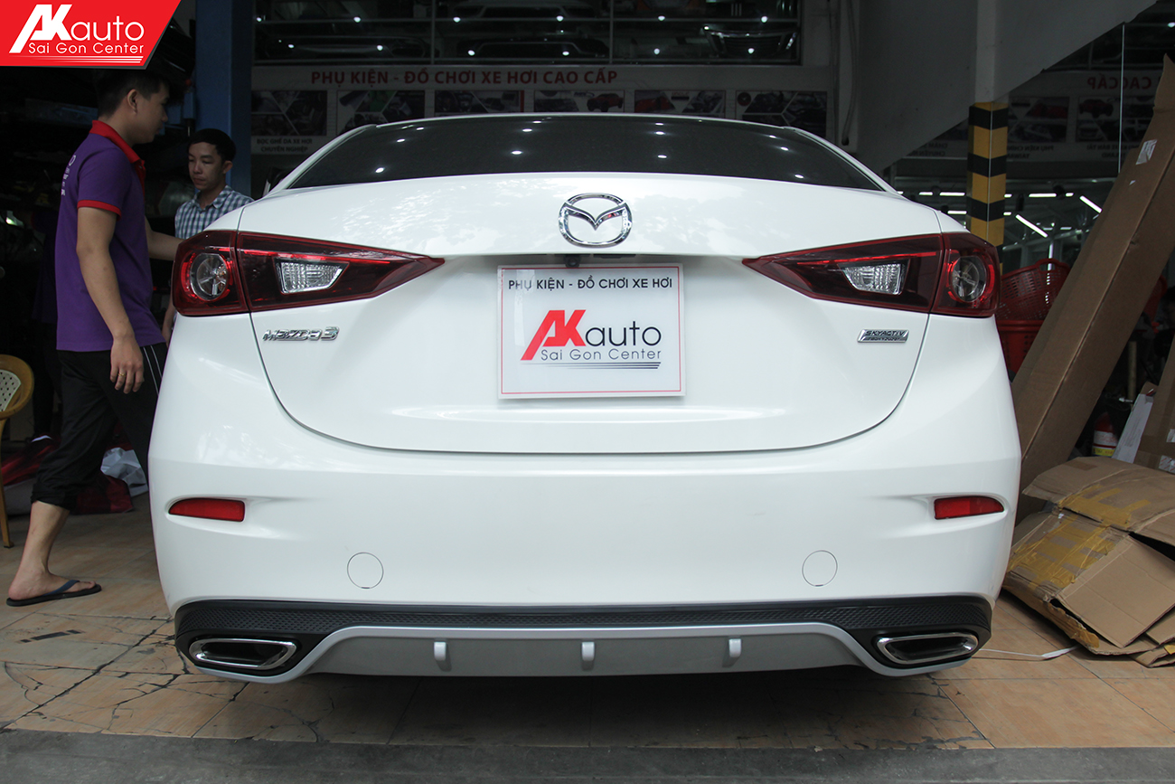 op-can-sau-xe-mazda-3-1510731031.96809